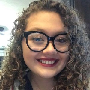 Meet your Posher, Kyla